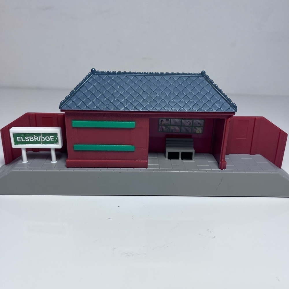 Thomas the Train Set Station Replacement Part Piece 2009 Mattel Gullane R9488